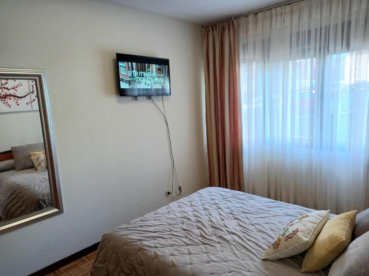 Ferienwohnung Apartamento Araceli Proximo A Clinica Oftalmologica Fdez Vega Oviédo Exterior foto