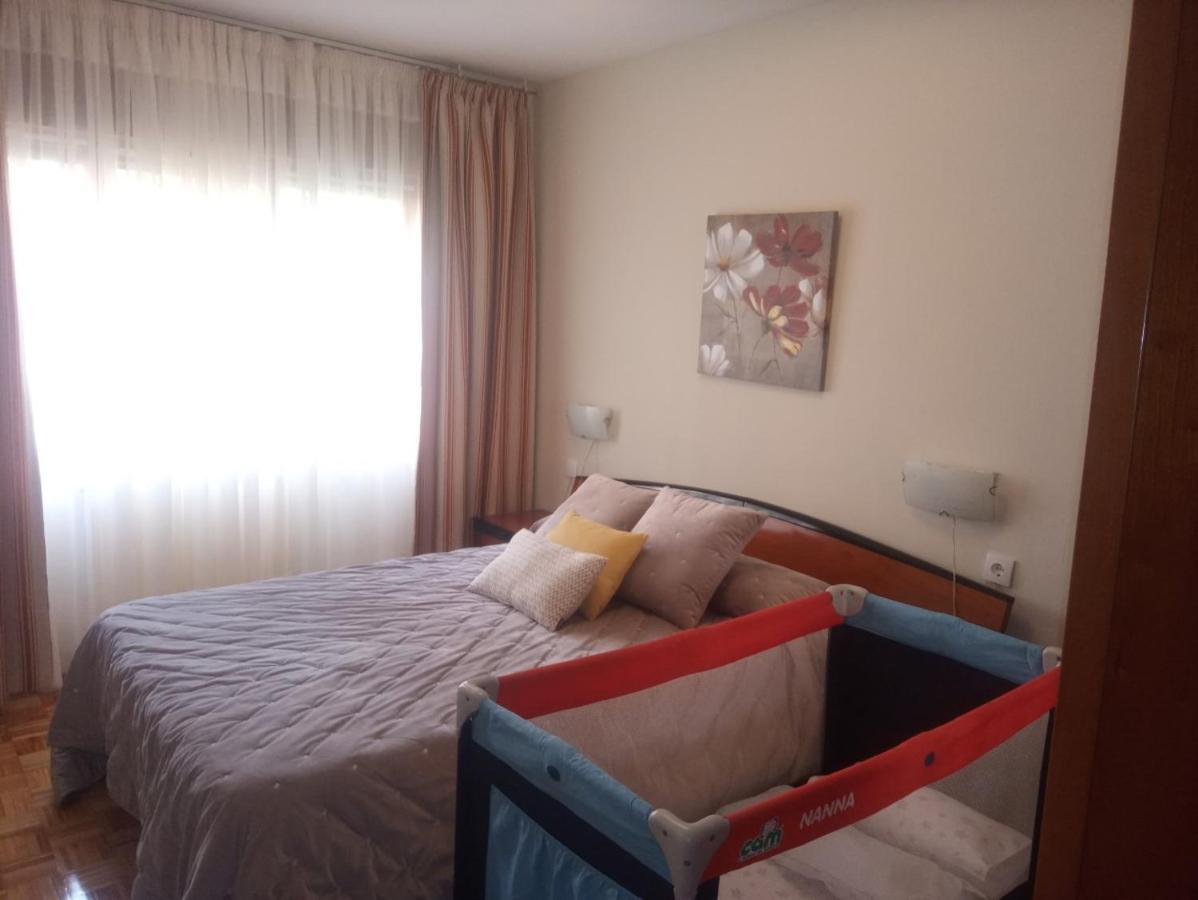 Ferienwohnung Apartamento Araceli Proximo A Clinica Oftalmologica Fdez Vega Oviédo Exterior foto
