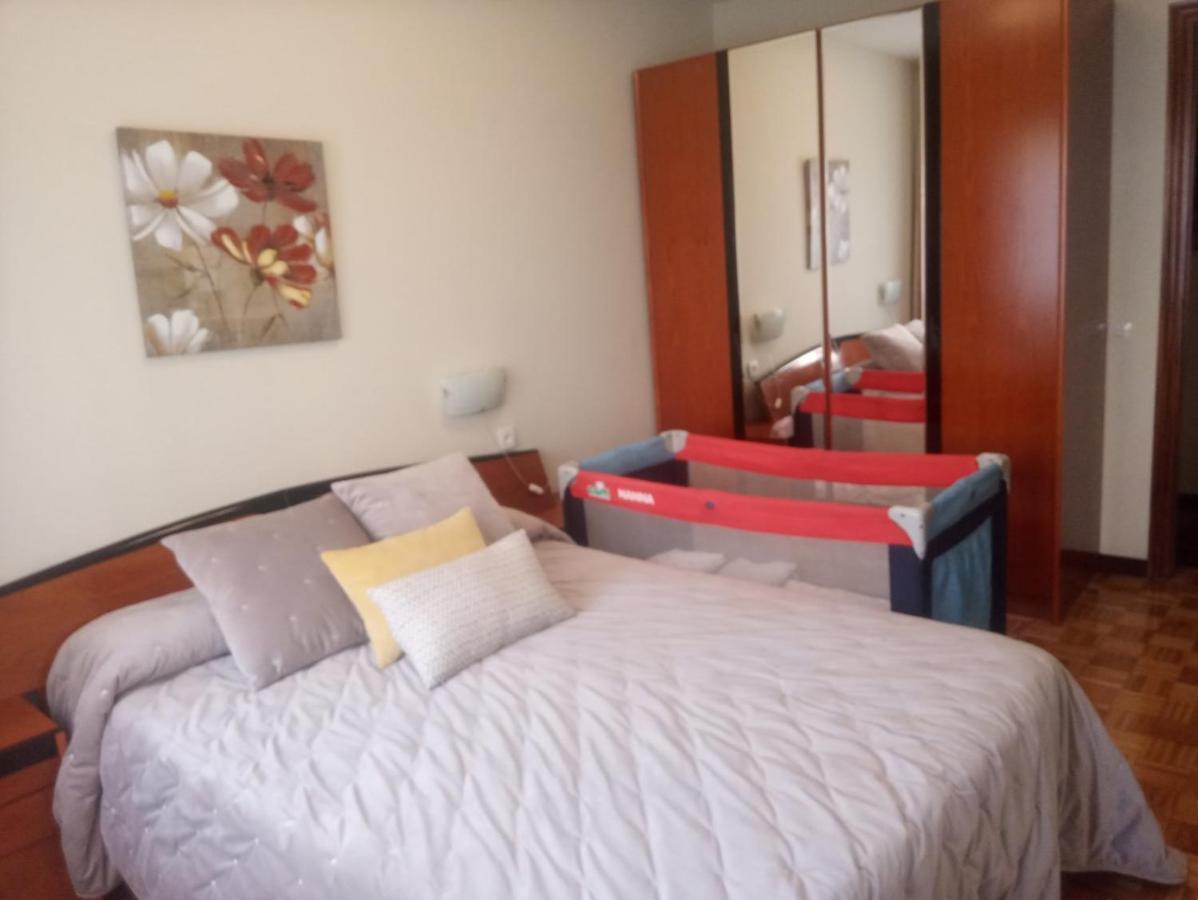 Ferienwohnung Apartamento Araceli Proximo A Clinica Oftalmologica Fdez Vega Oviédo Exterior foto